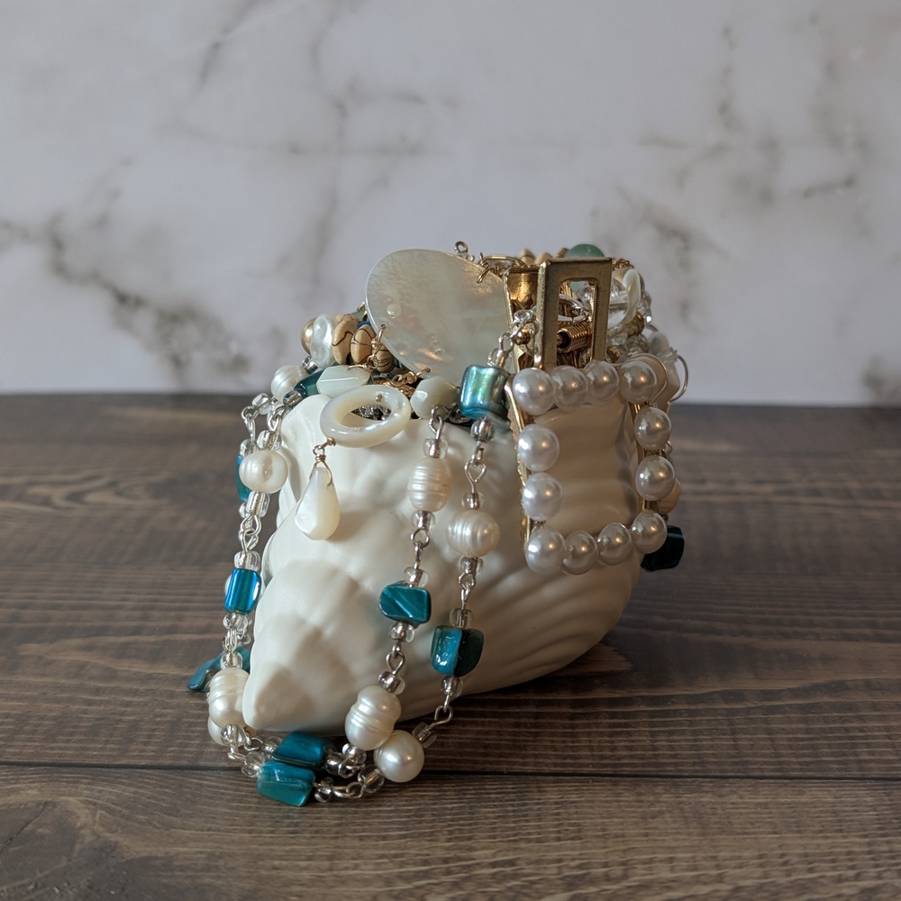Elegant Pearl and Turquoise Shell Necklace